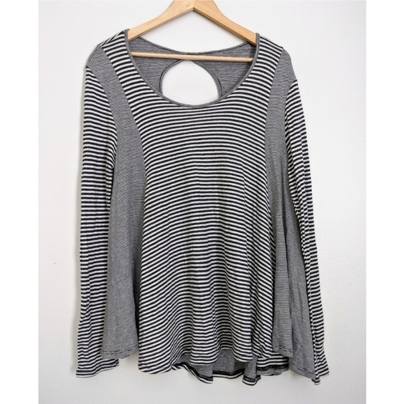 Anthro Eri + Ali Striped Long Sleeve Swing Top - Picture 2 of 5